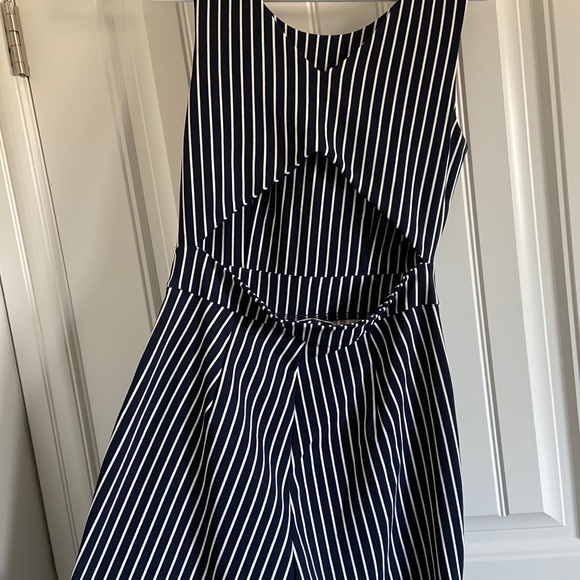 NWT- Twik jumpsuit - Picture 5 of 7